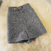 Woolen shorts women'